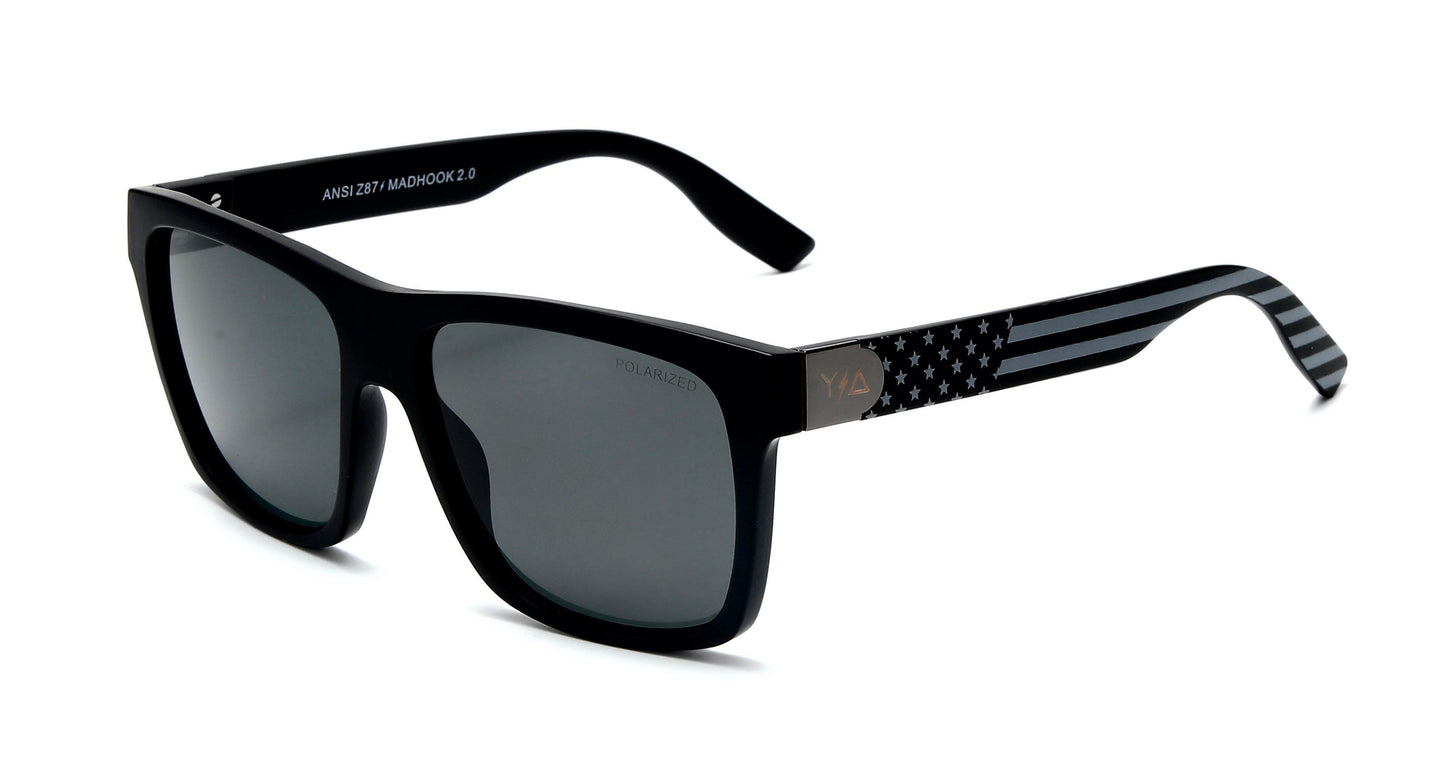 Z87 Madhook 2.0: MERICA POLARIZED